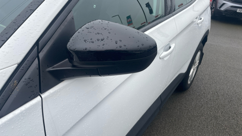 Vauxhall Grandland 1.2 Turbo SE 5dr Petrol Hatchback